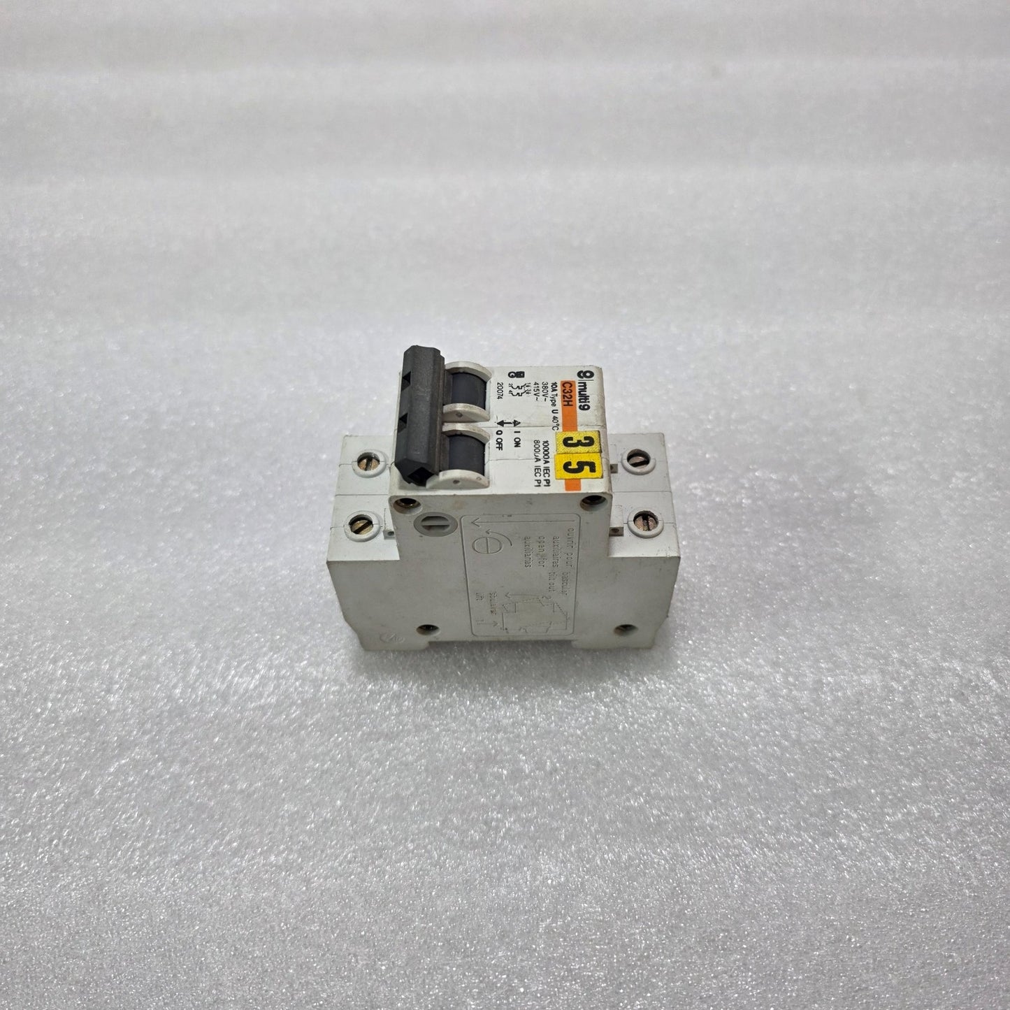 MERLIN GERIN MULTI9 C32H 10A 2P MCB 380V/415V 10KA DOUBLE POLE CIRCUIT BREAKER