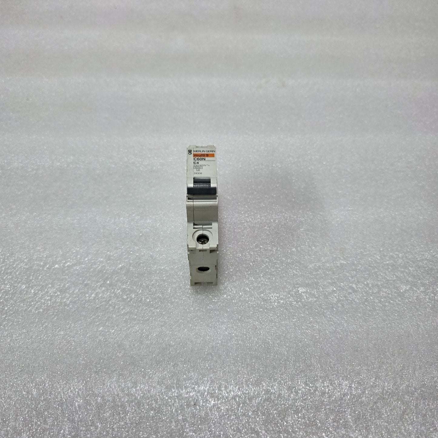 MERLIN GERIN MULTI9 C60N C4 4A SINGLE POLE MCB CIRCUIT BREAKER 230/400V 6KA