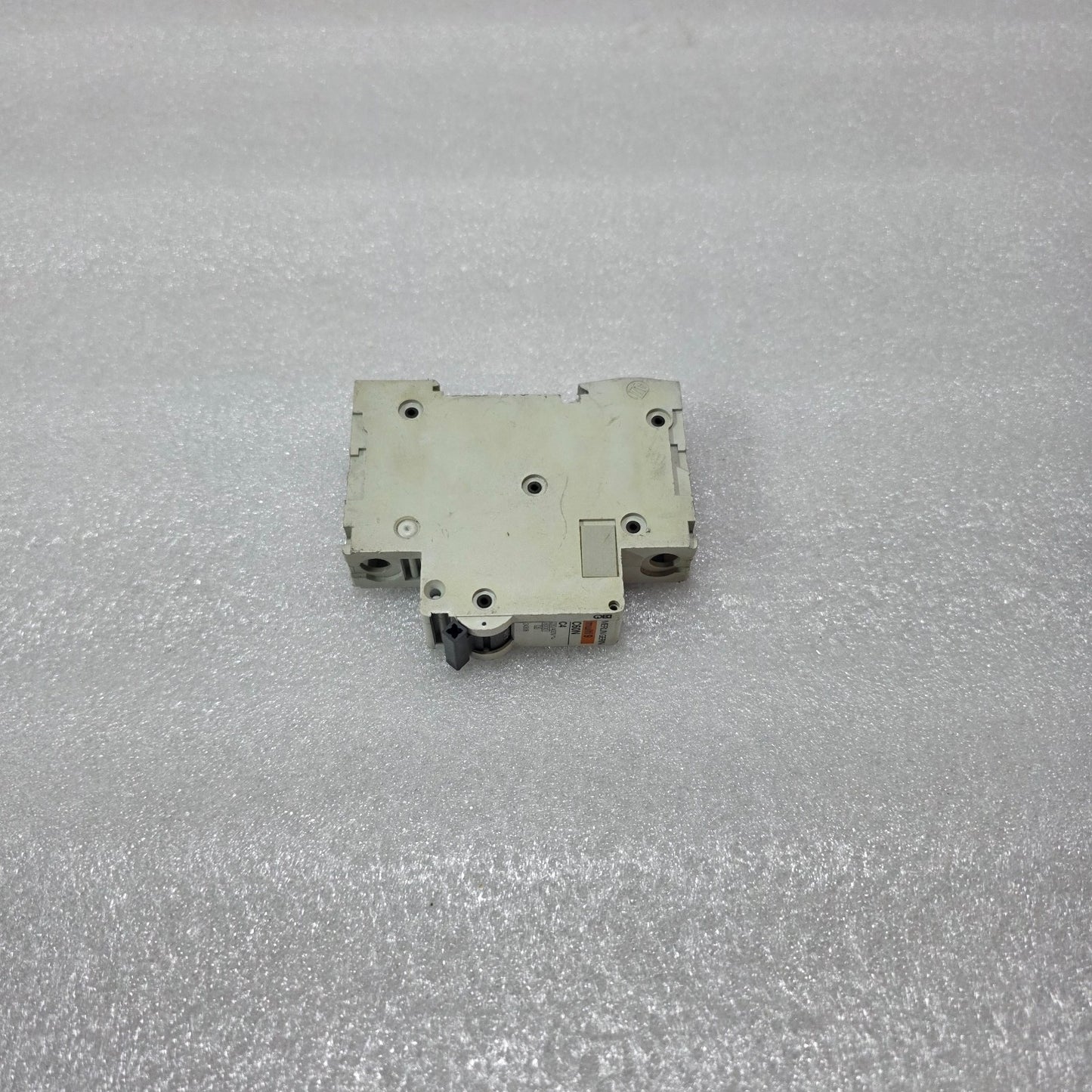 MERLIN GERIN MULTI9 C60N C4 4A SINGLE POLE MCB CIRCUIT BREAKER 230/400V 6KA