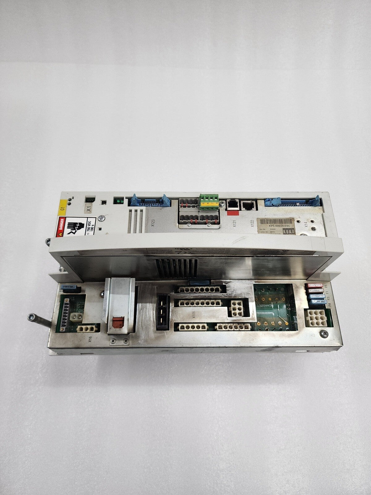 KUKA KPS-600/20-ESC SERVO DRIVE 00-134-525 FOR PARTS NOT WORKING