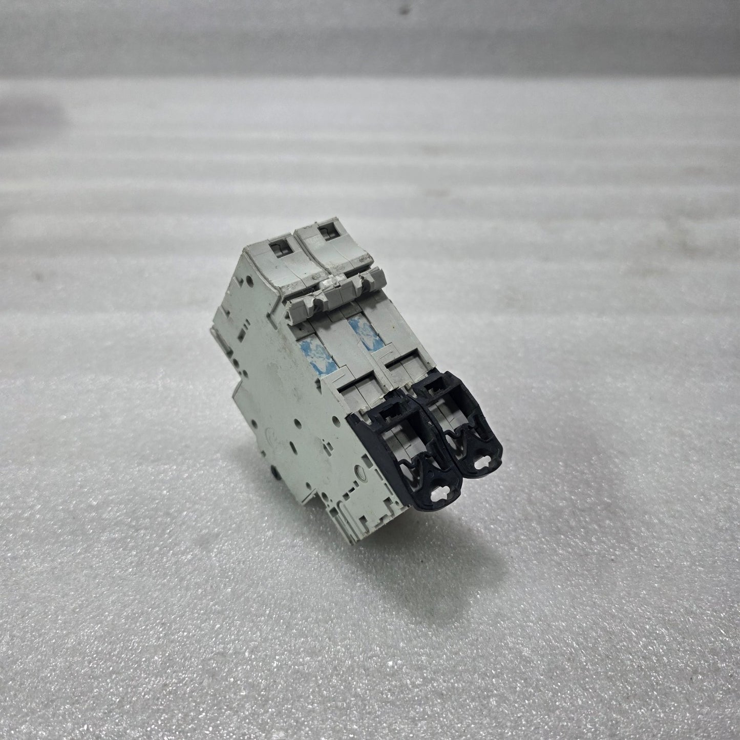AEG ELFA E92S C2 2A DOUBLE POLE MCB 10KA 400V DIN RAIL CIRCUIT BREAKER