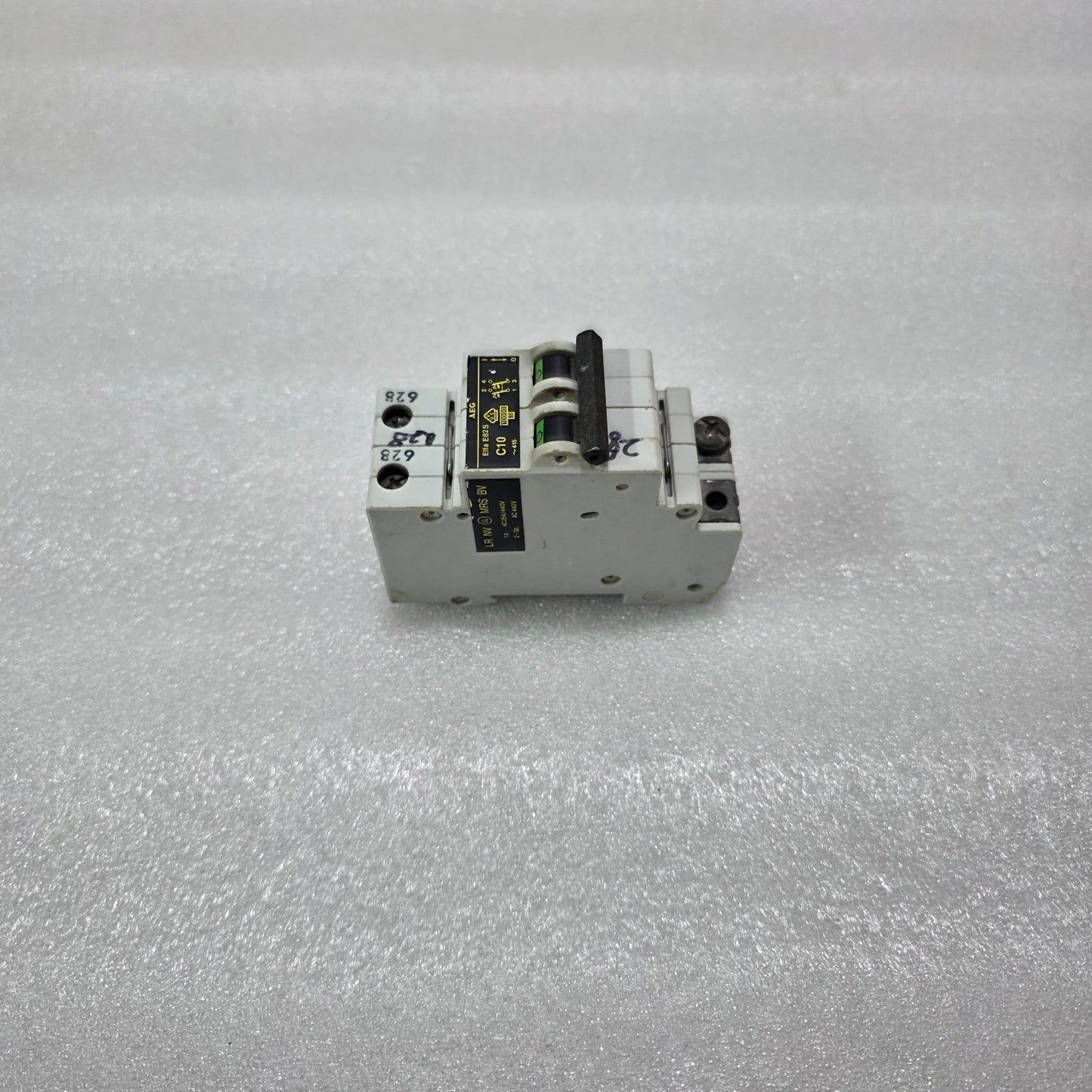 AEG ELFA E82S C10 DOUBLE POLE MCB CIRCUIT BREAKER 10A 415V 10KA