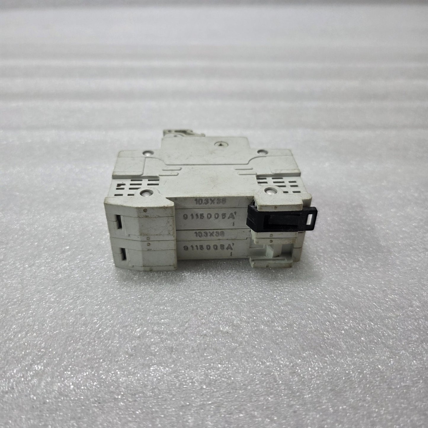 ABB E32 10.3X38 32A 400V 2 POLE FUSE HOLDER DIN RAIL MOUNT