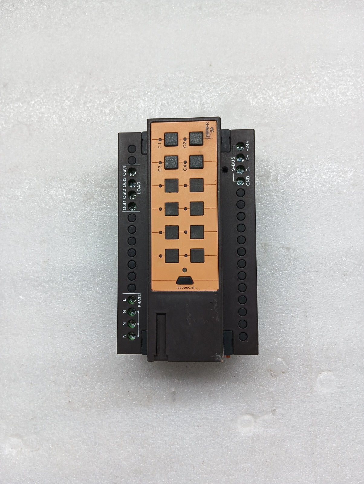 SMART-GROUP SB-DIM4C3A-DN 4-CHANNEL DIMMER