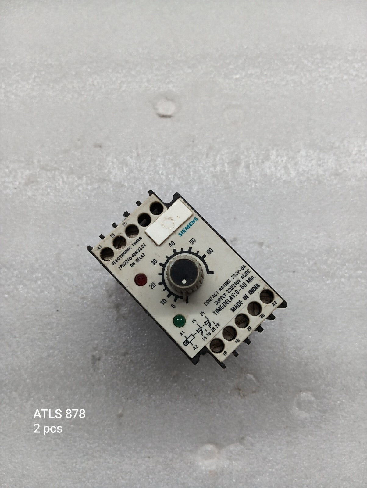 SIEMENS 7PU2240-4BN32-0Z ON DELAY ELECTRONIC TIMER 220-240VAC/DC