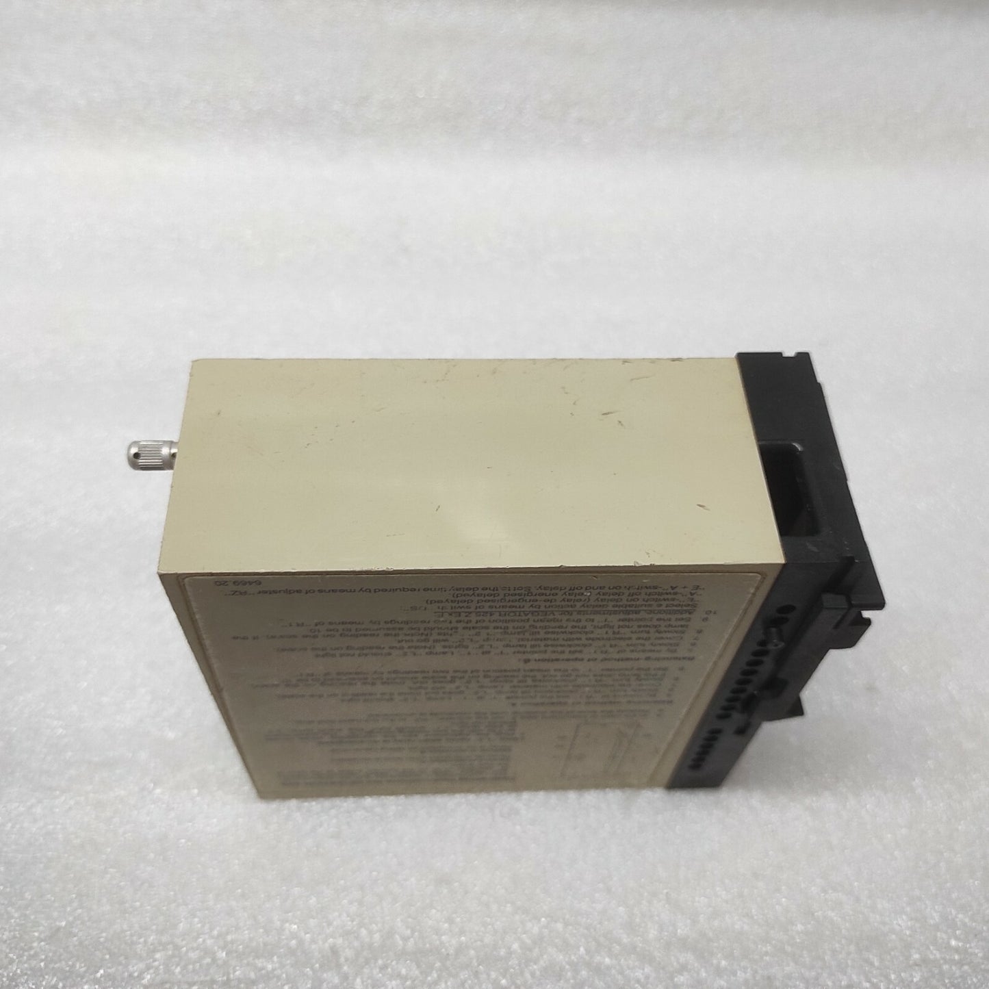 VEGA VEGATOR 425F LEVEL SWITCH FAULT MONITORING SIGNAL CONDITIONING INSTRUMENT