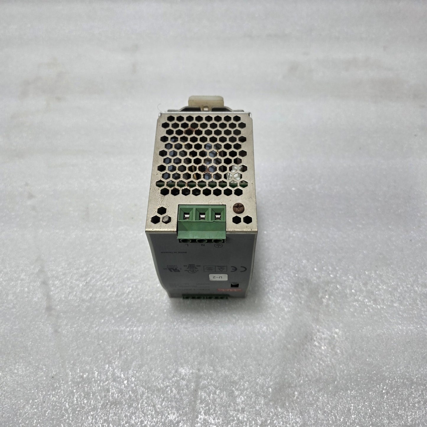 MEAN WELL DR-120-24 INDUSTRIAL DIN RAIL POWER SUPPLY 24V DC 5A – INPUT 100-240VA