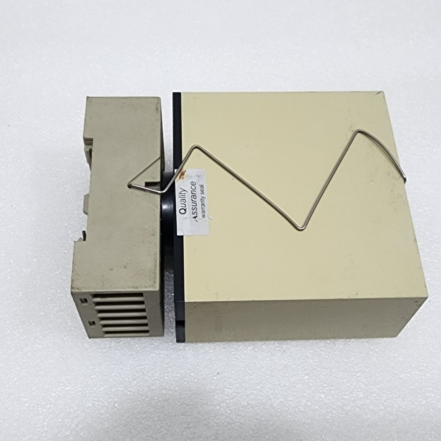 CARLO GAVAZZI S102 166 924  TIME DELAY RELAY 24VAC-DC/115-230VAC