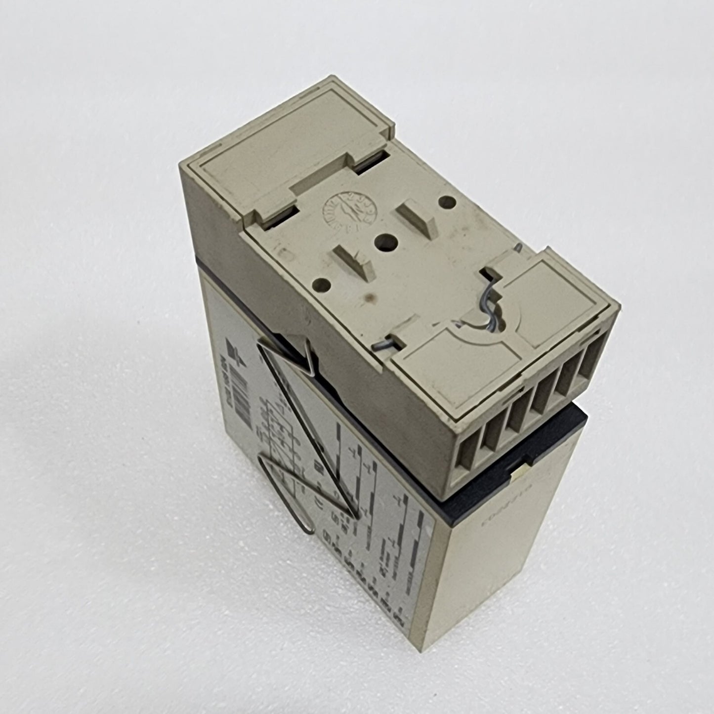CARLO GAVAZZI S102 166 924  TIME DELAY RELAY 24VAC-DC/115-230VAC
