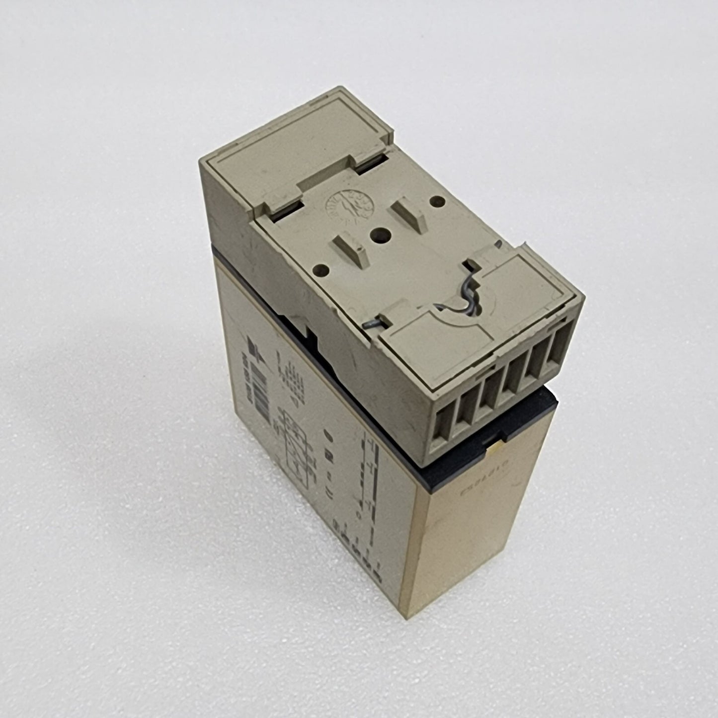 CARLO GAVAZZI S105156924 TIME DELAY RELAY 24VAC-DC/115-230VAC