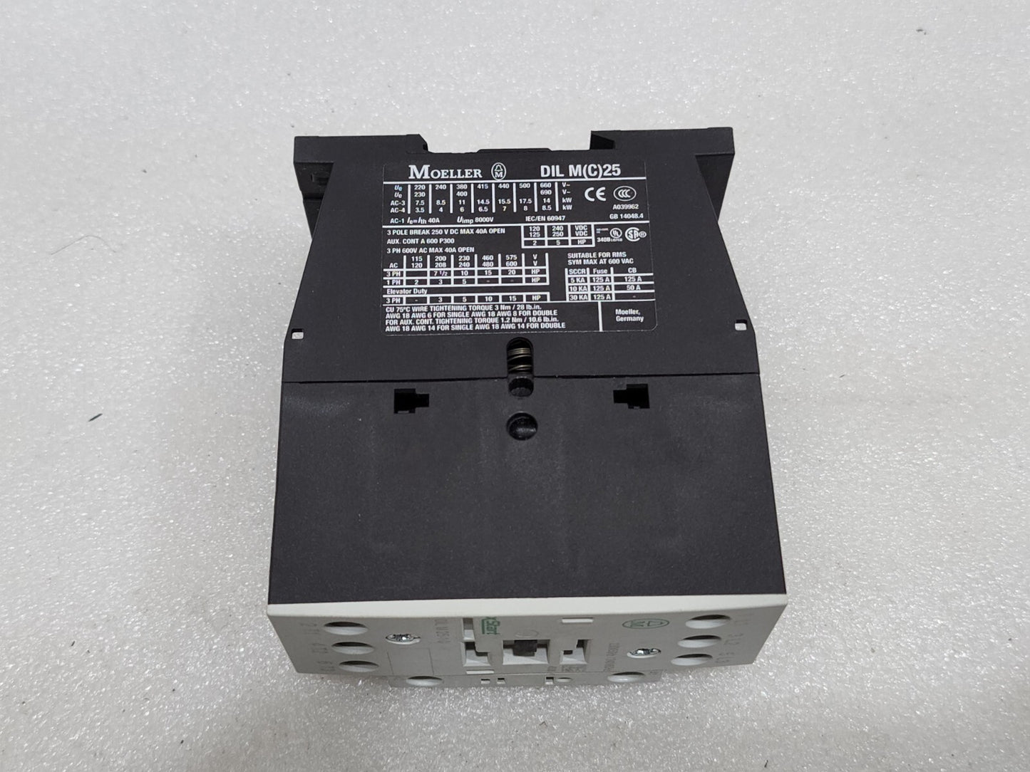 MOELLER DIL M 25-10 CONTACTOR 230-240V