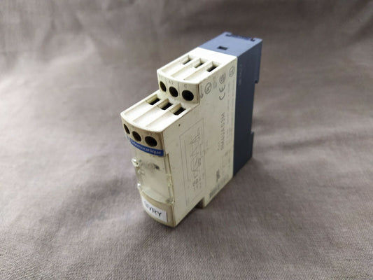 TELE RM4UA03M Control Relay SE