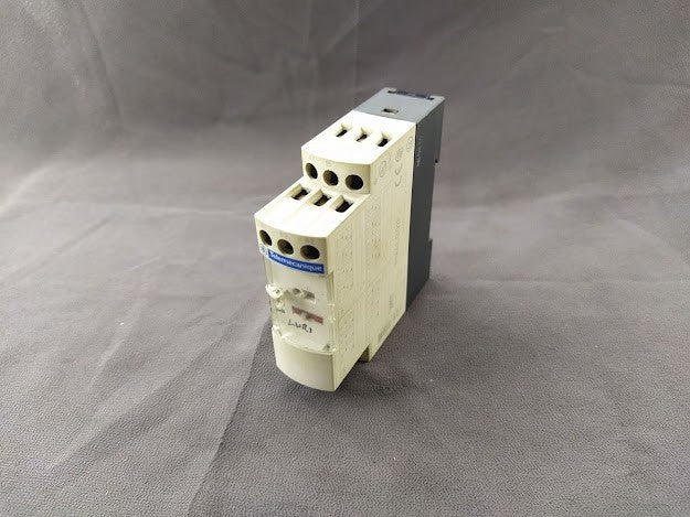 TELEMECANIQUE RM4LG01F LIQUID LEVEL CONTROL RELAY 110-130V