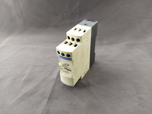TELEMECANIQUE RM4LG01F LIQUID LEVEL CONTROL RELAY 110-130V