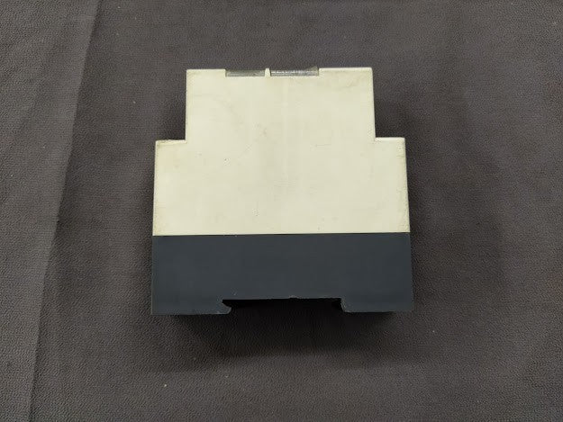TELEMECANIQUE RM4LG01F LIQUID LEVEL CONTROL RELAY 110-130V