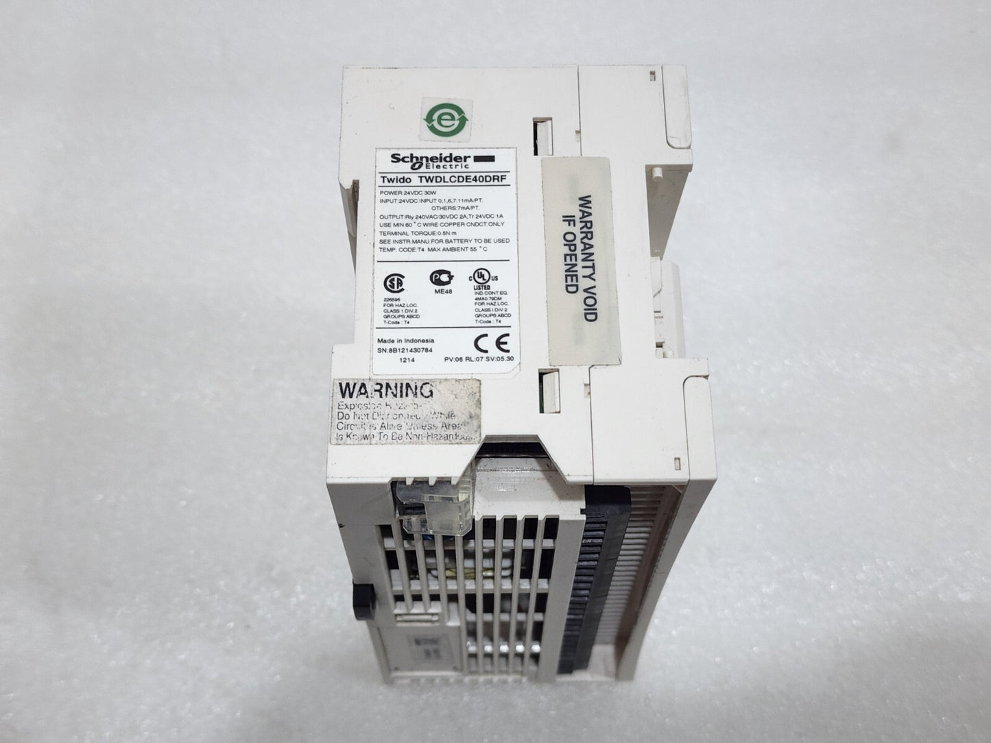 TWDLCDE40DRF COMPACT PLC 24VDC