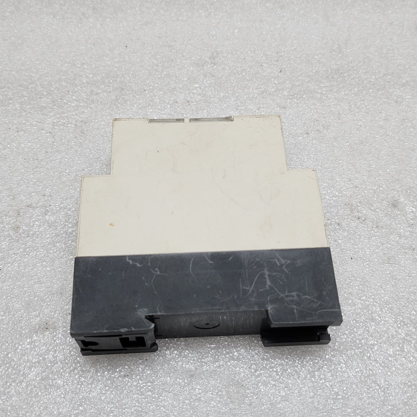 LOT OF 2 X RE7TL11BU ON DELAY TIMING RELAY 0.05S-300H LOT OF 2 UNIT
