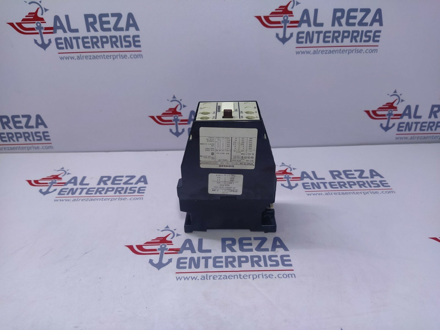 Siemens 3TB41 12-0A Contactor Coil Voltage 440V