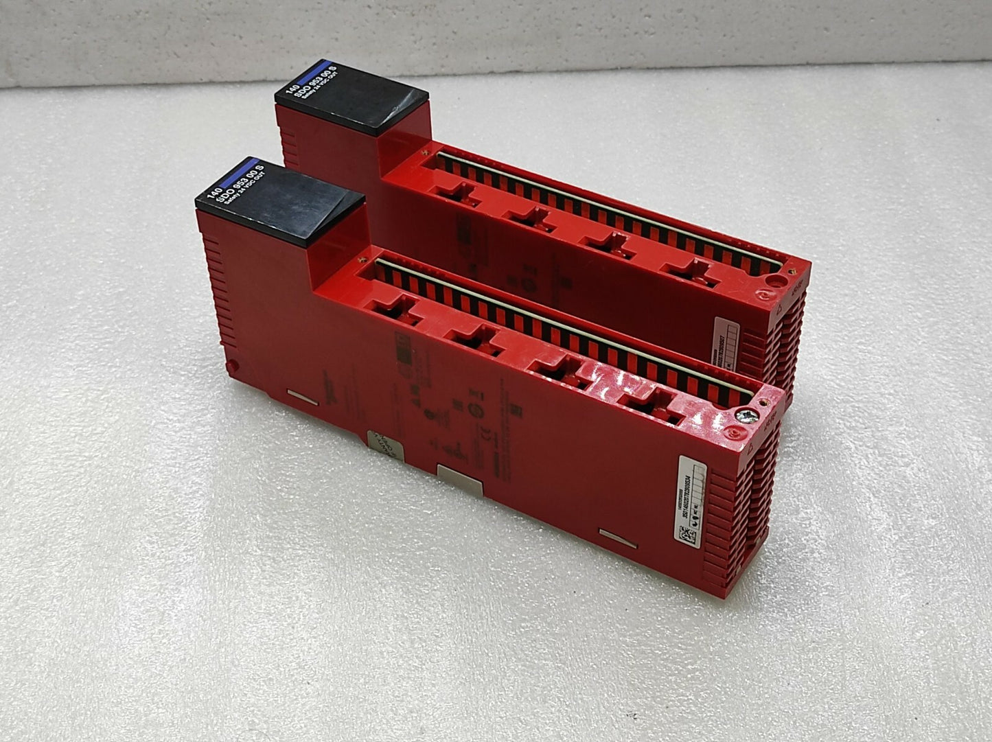 SE 140 SDO 953 00 S I/O Module 140SDO95300S
