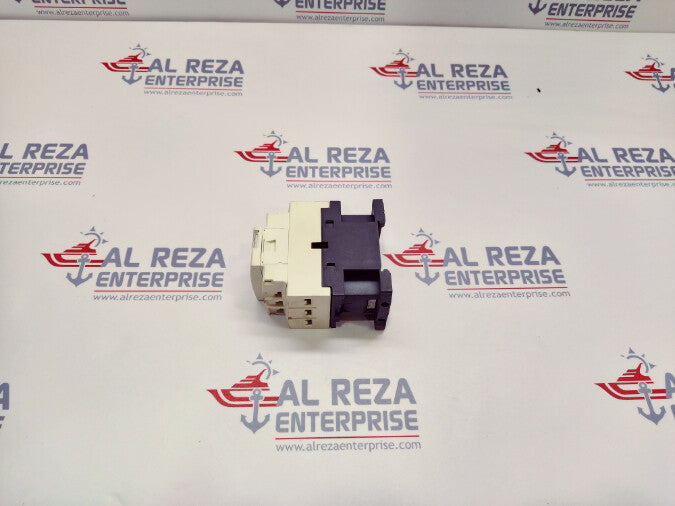 SE CAD32P7 Control Relay 230 VAC TESYS 040144