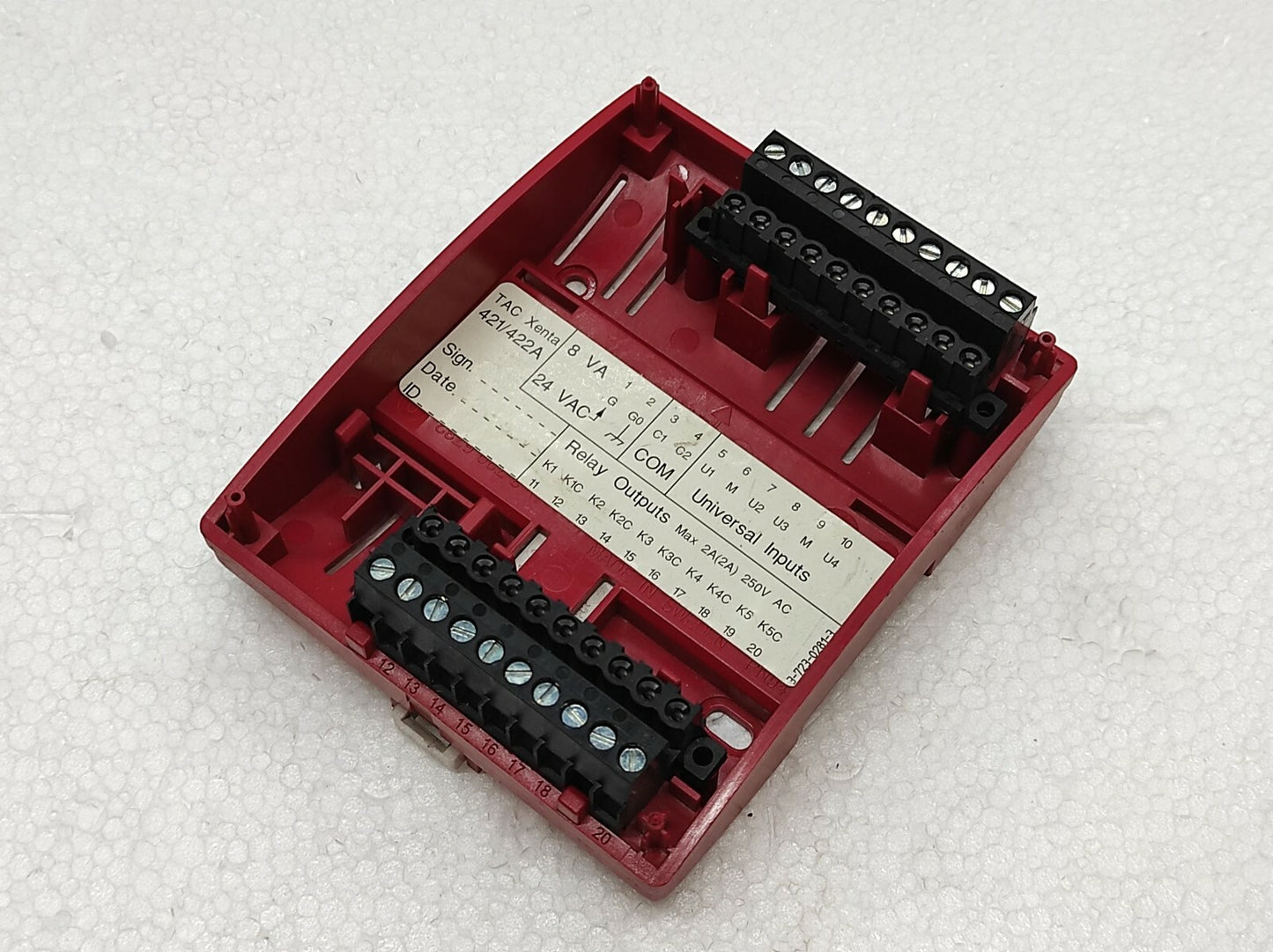 SE TAC XENTA 421/422A Universal Input And Digital Output Module 3-723-028