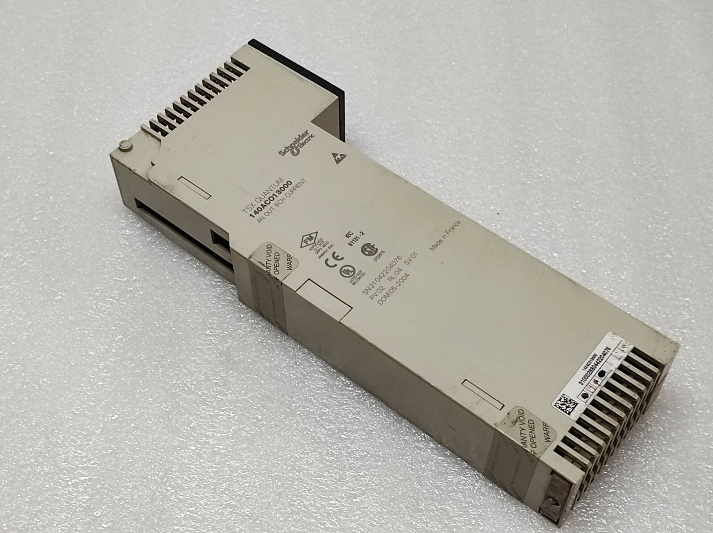 SE 140 ACO 130 00 Analog Output Module 140ACO13000