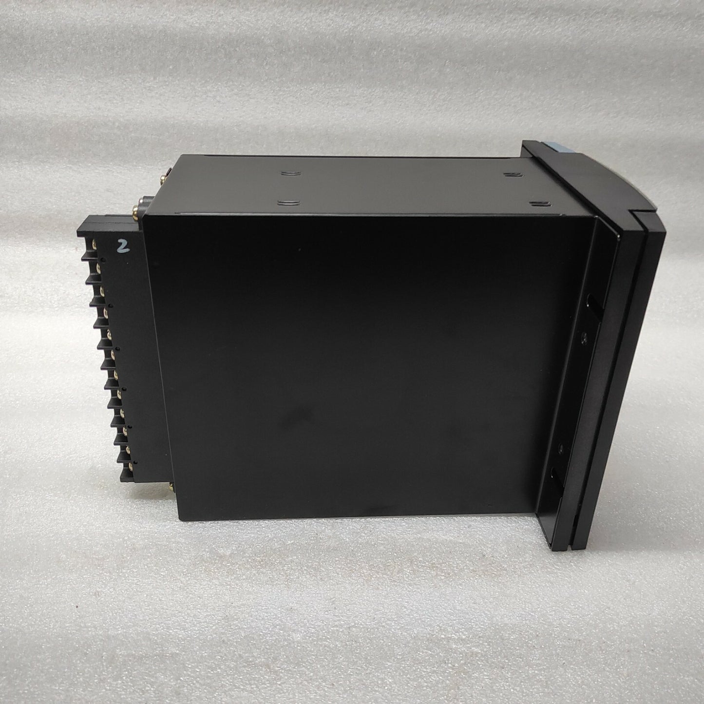 GE MULTILIN MIV2 MIVII3000E00HI00 VOLTAGE FREQUENCY RELAY