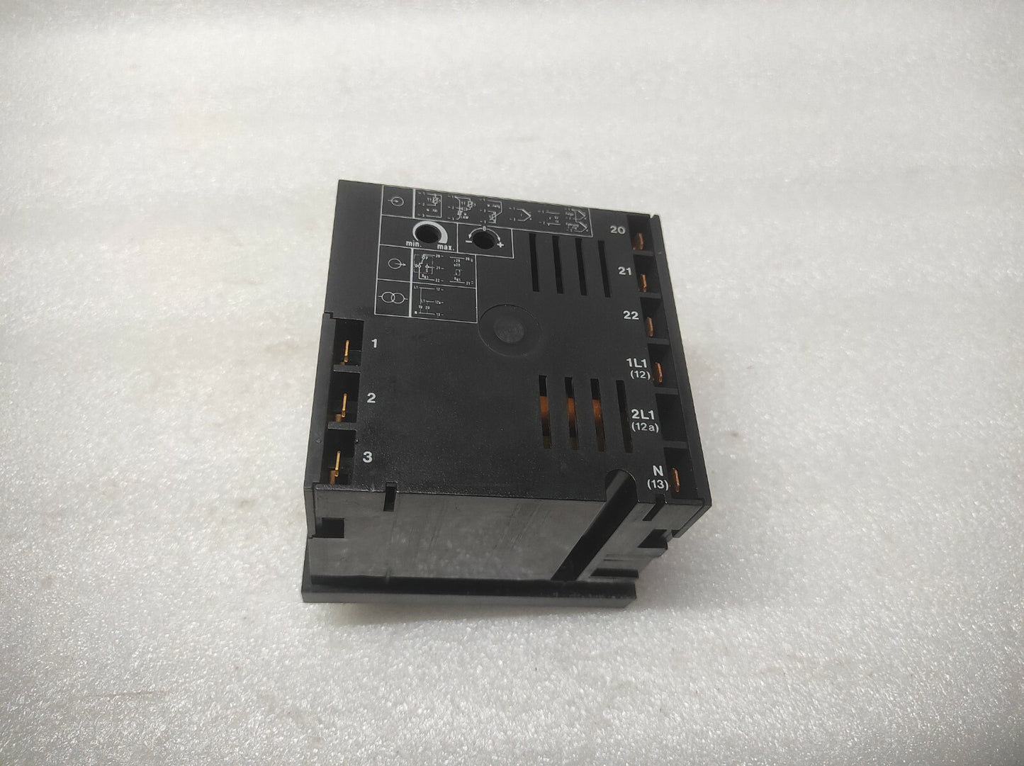 JUMO LAN TROW 96/IA ES TEMPERATURE CONTROLLER 220V 0-400'C PT100