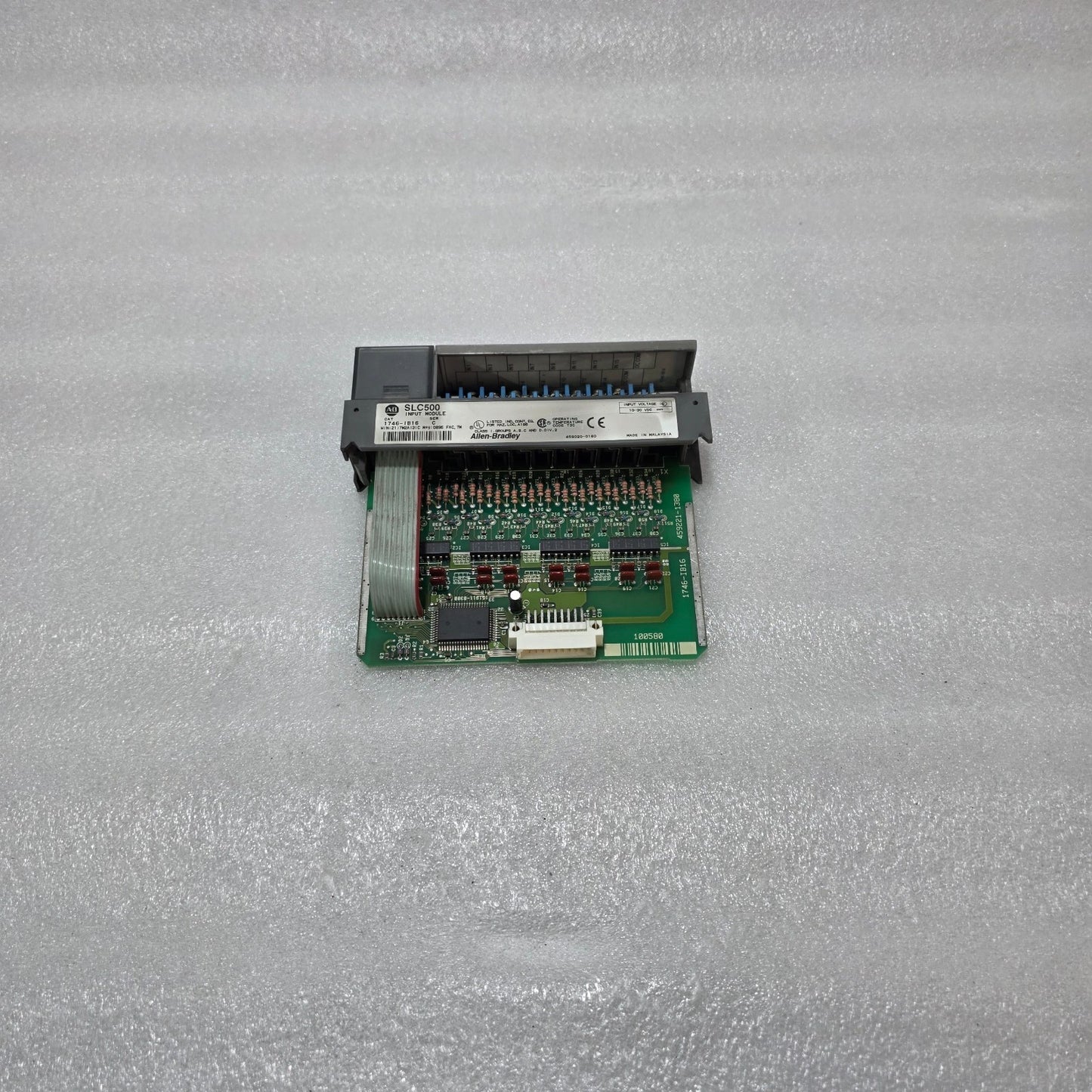ALLEN-BRADLEY 1746-IB16 SLC 500 DIGITAL INPUT MODULE SERIES C – 16 POINT 24V DC