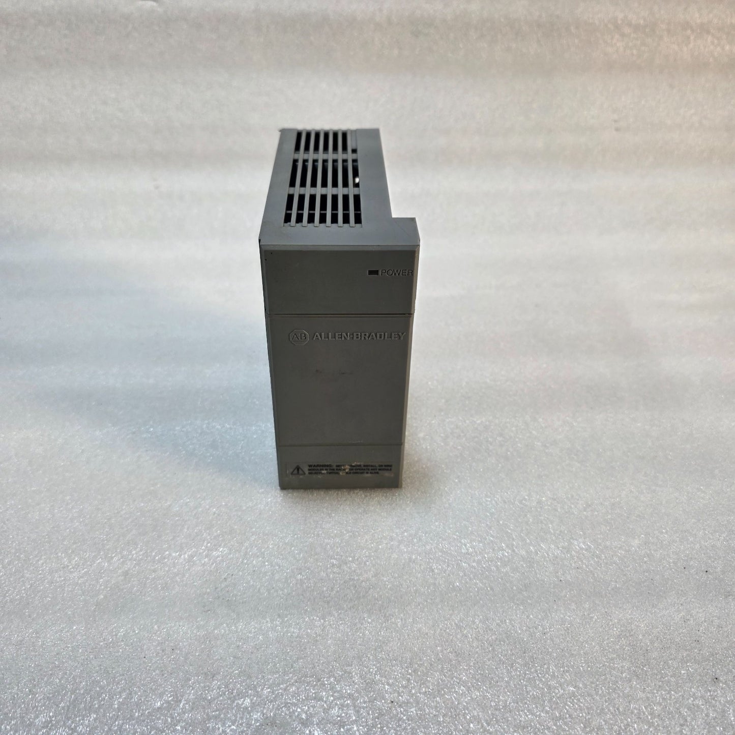ALLEN-BRADLEY 1746-P1 SLC 500 POWER SUPPLY MODULE – 85-265VAC INPUT, 5VDC/24VDC