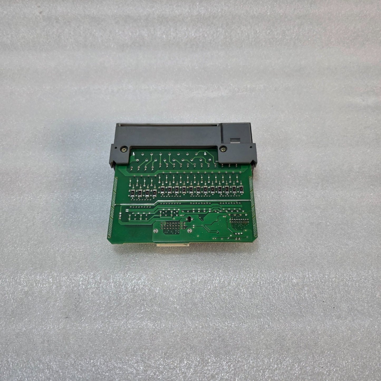 ALLEN-BRADLEY 1746-IA16 SLC 500 DIGITAL AC INPUT MODULE – 16 CHANNEL 85-132VAC P