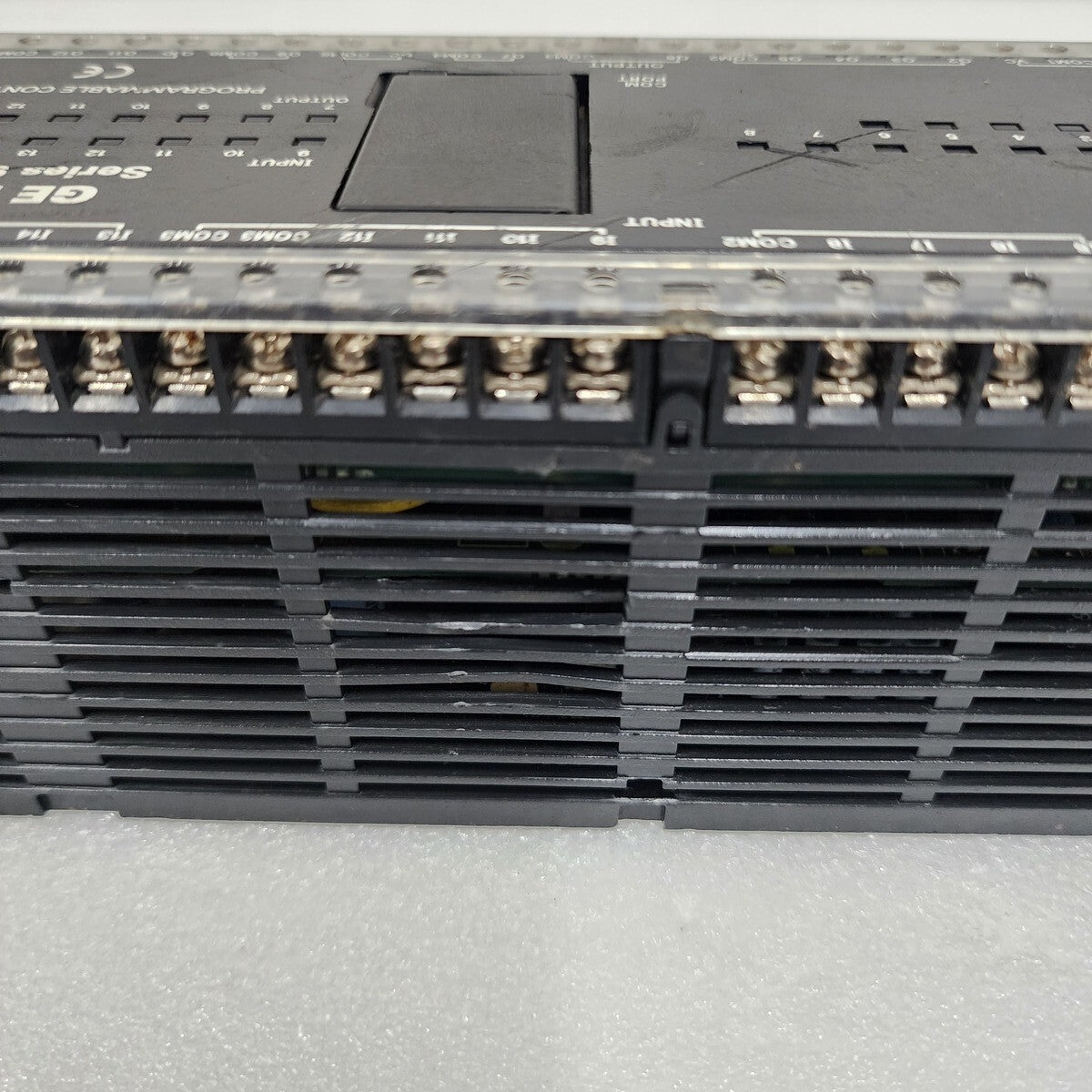 GE FANUC SERIES 90 MICRO IC693UDR005RP1 PROGRAMMABLE CONTROLLER 100-240VAC