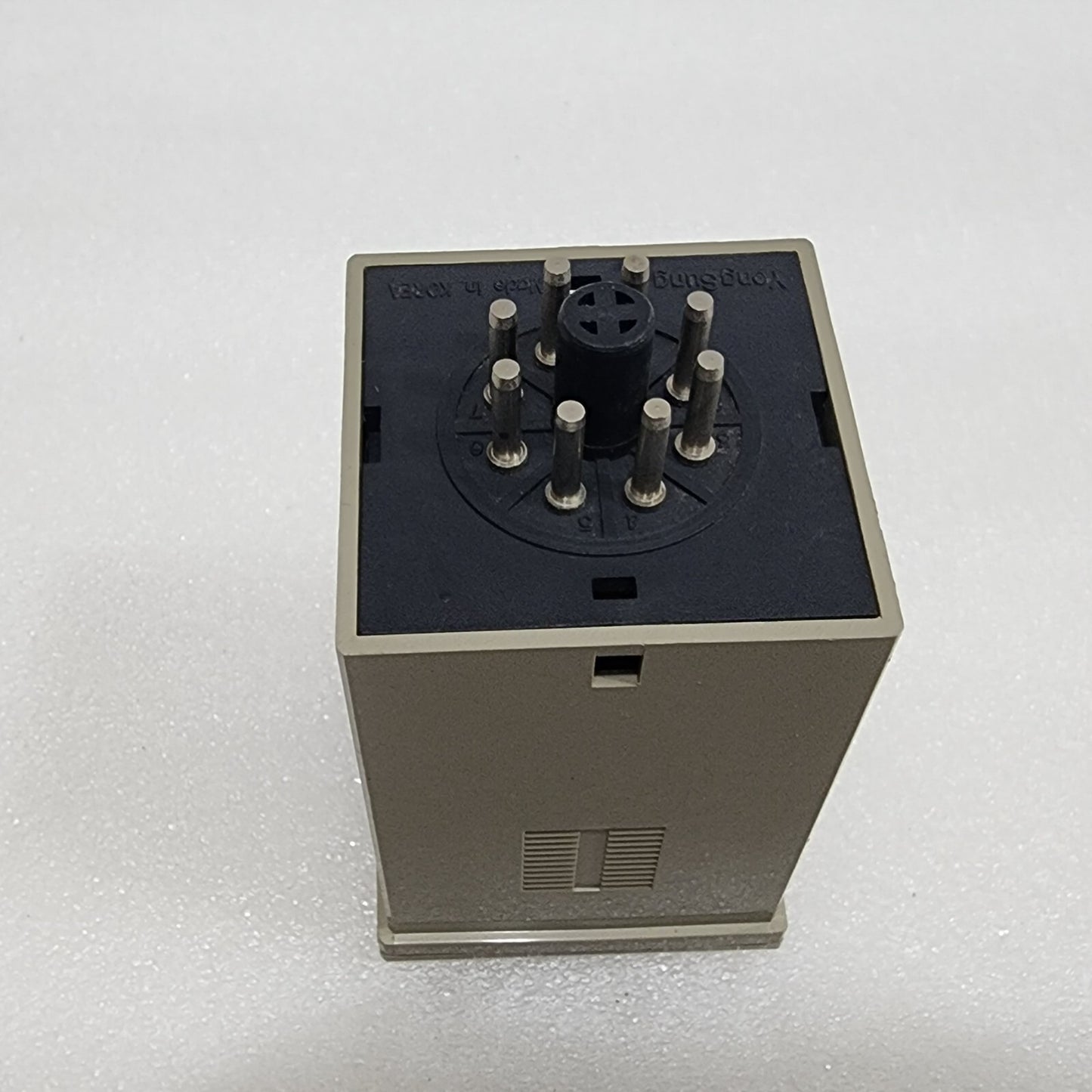 YONG SUNG YSFS-M5 FLOATLESS SWITCH YSFS-C 120VAC