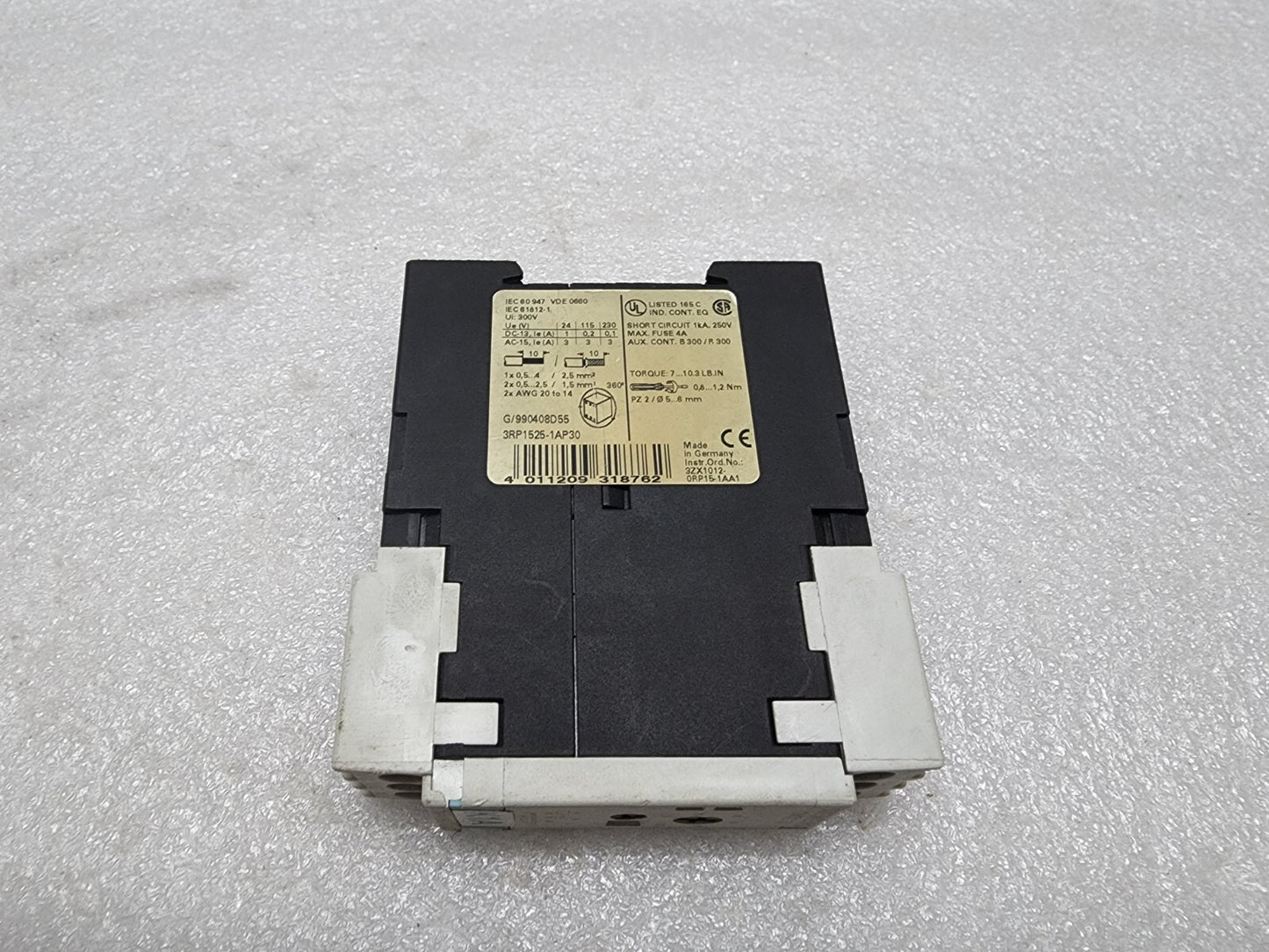 SIEMENS 3RP1525-1AP30 TIMING RELAY ON DELAY