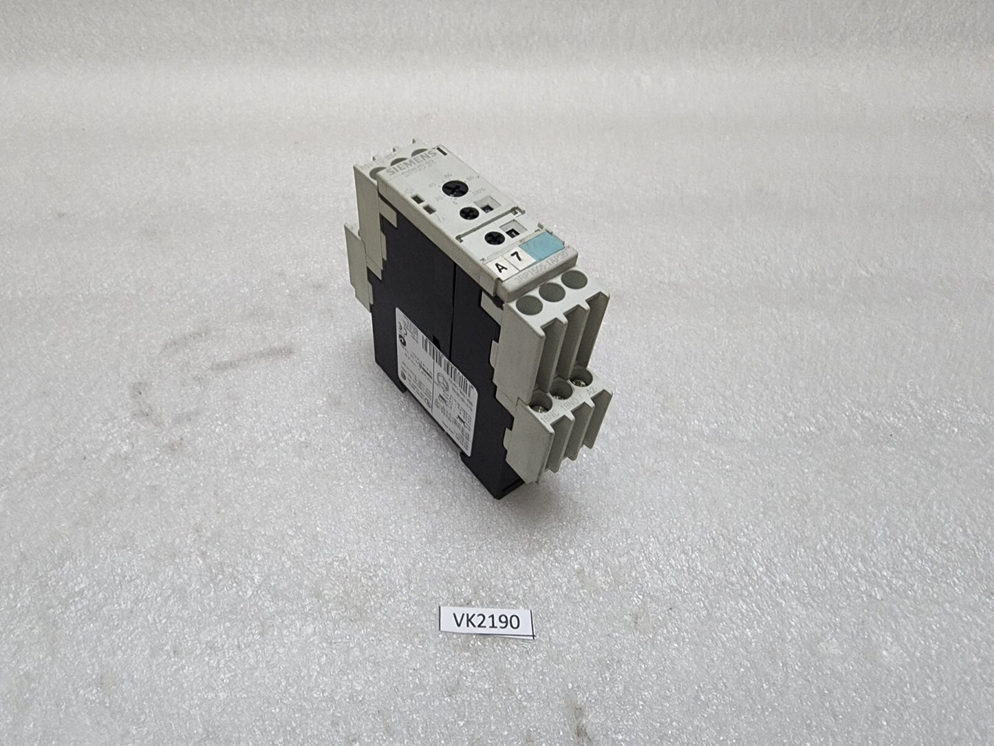 SIEMENS 3RP1505-1AP30 TIMING RELAY 24VAC-DC/200-240VAC