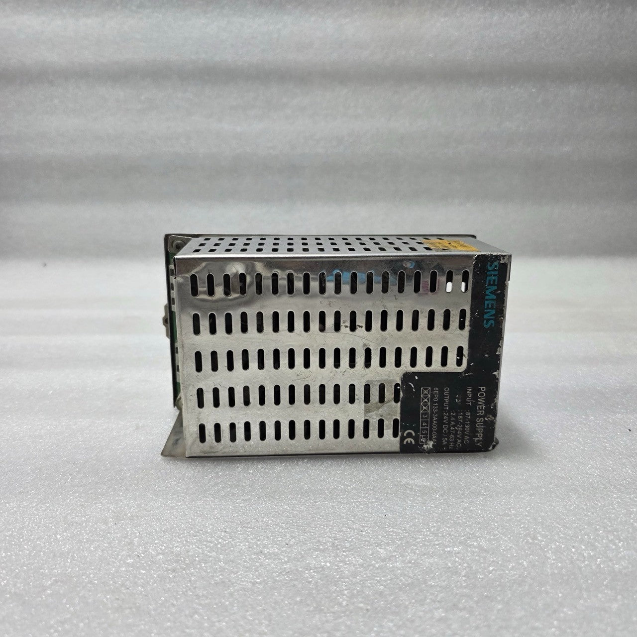 SIEMENS 6EP1333-3AA00 SITOP POWER SUPPLY | 24V DC 5A | 187–264V AC INPUT