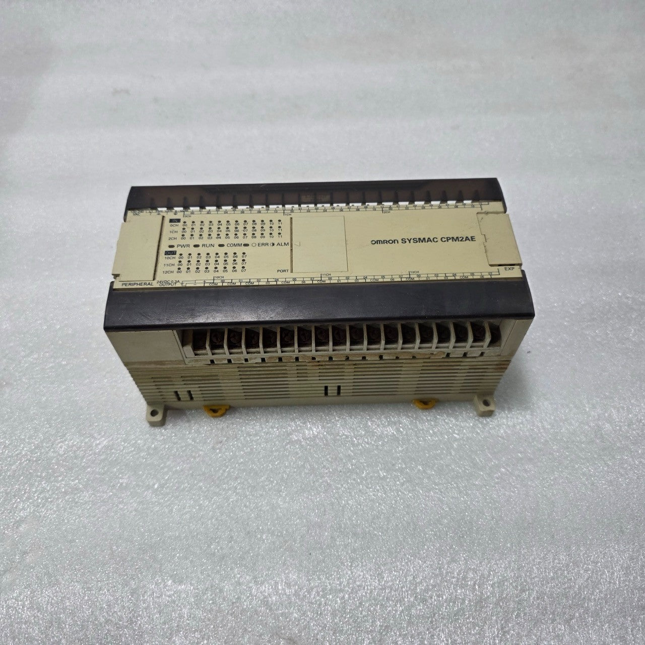 OMRON SYSMAC CPM2AE-60CDR-A PROGRAMMABLE LOGIC CONTROLLER (PLC)