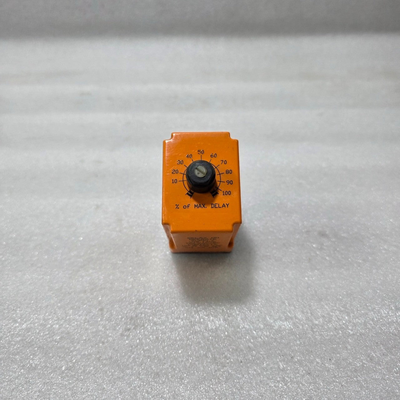 DIVERSIFIED ELECTRONICS TUC-120-ALA-030 TIME DELAY RELAY – DELAY ON OPERATE – 12