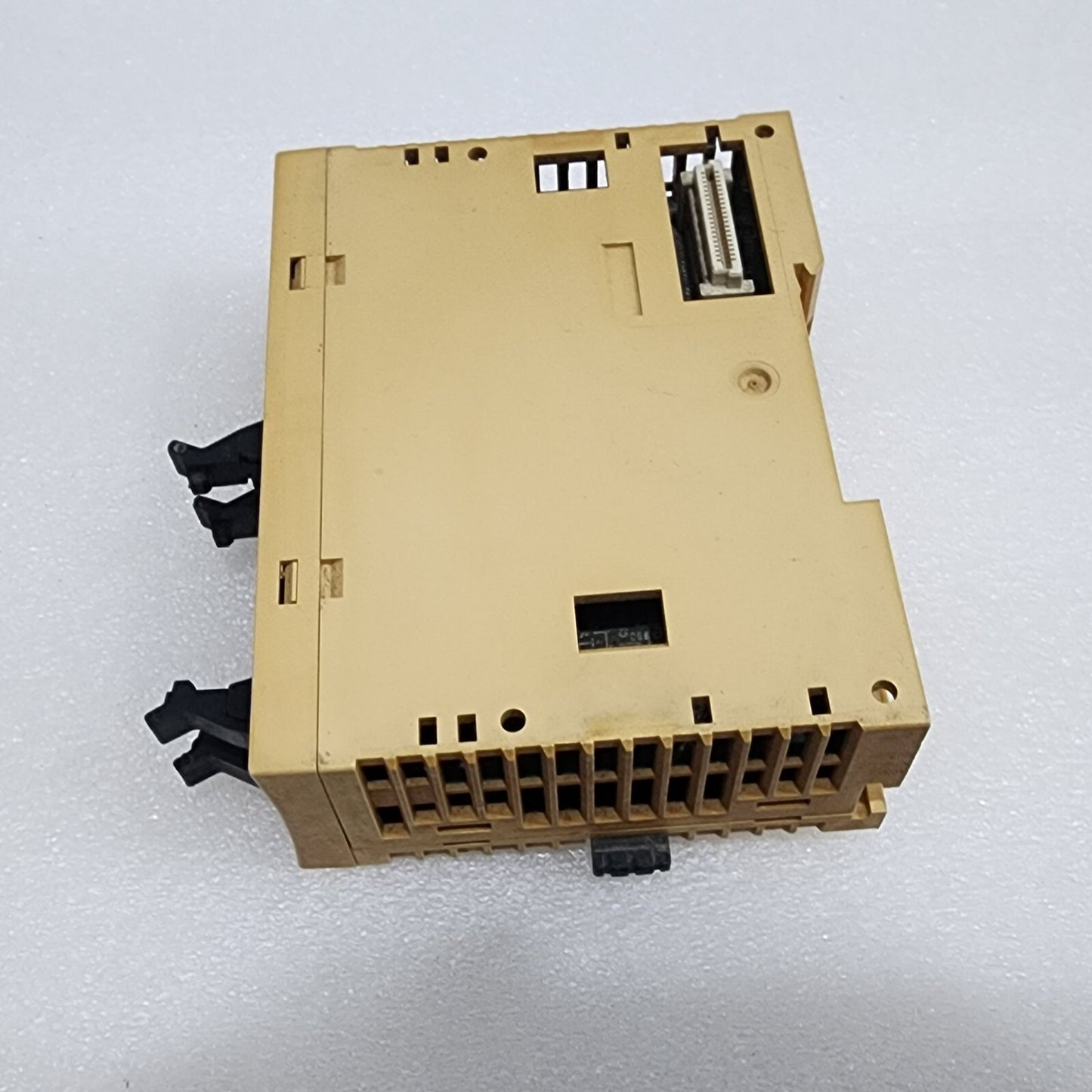TM2DDI32DK DISCRETE INPUT MODULE