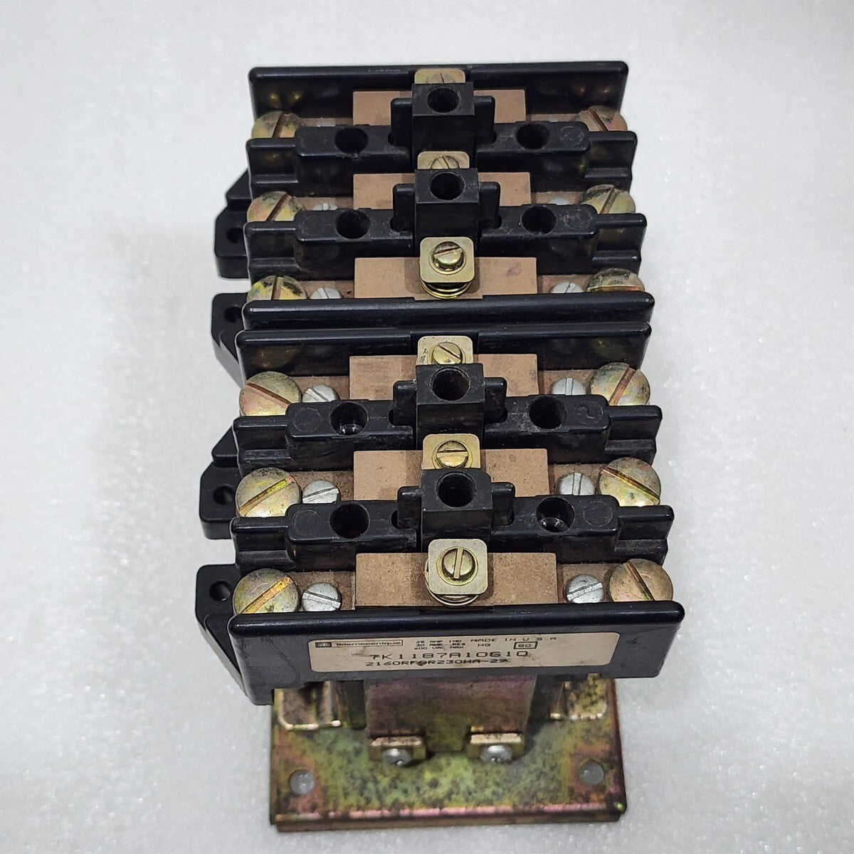 TELEMECANIQUE TK1187A10G10 CONTACTOR 2160RFBR230HA-29 COIL VOLTAGE 10-12VDC