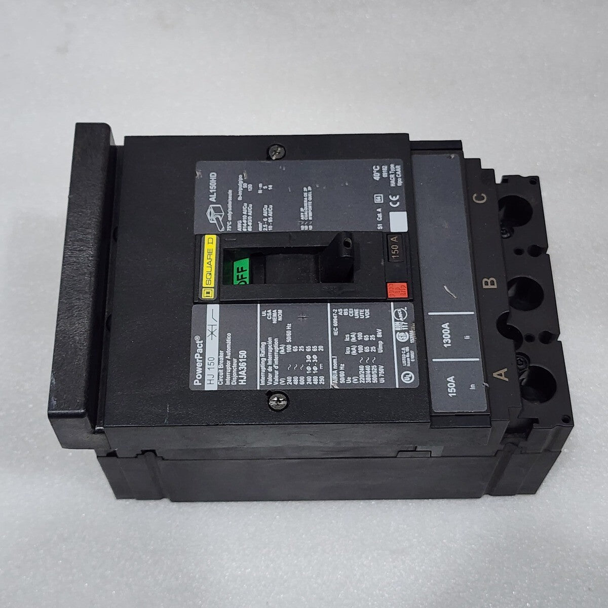 SQUARE D HJA36150 150A CIRCUIT BREAKER 480VAC 250VDC WITHOUT JAWS & PROTECTOR