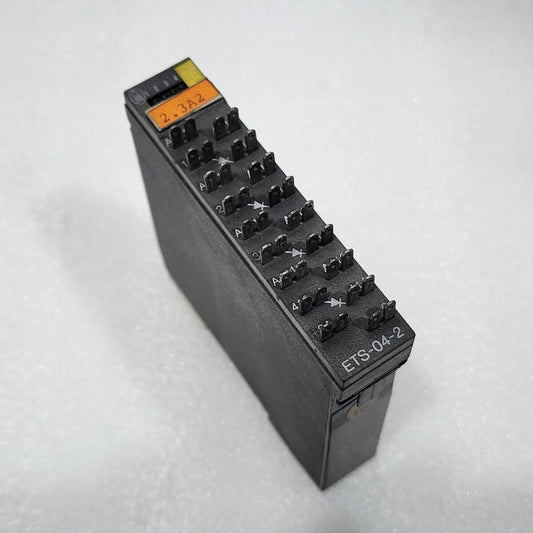 MOELLER ETS-04-2 I/O MODULE 24V