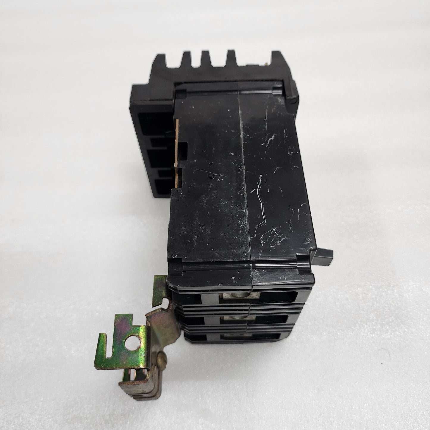 SQUARE D FH36040 40A THERMAL MAGNETIC CIRCUIT BREAKER 600VAC/250VDC