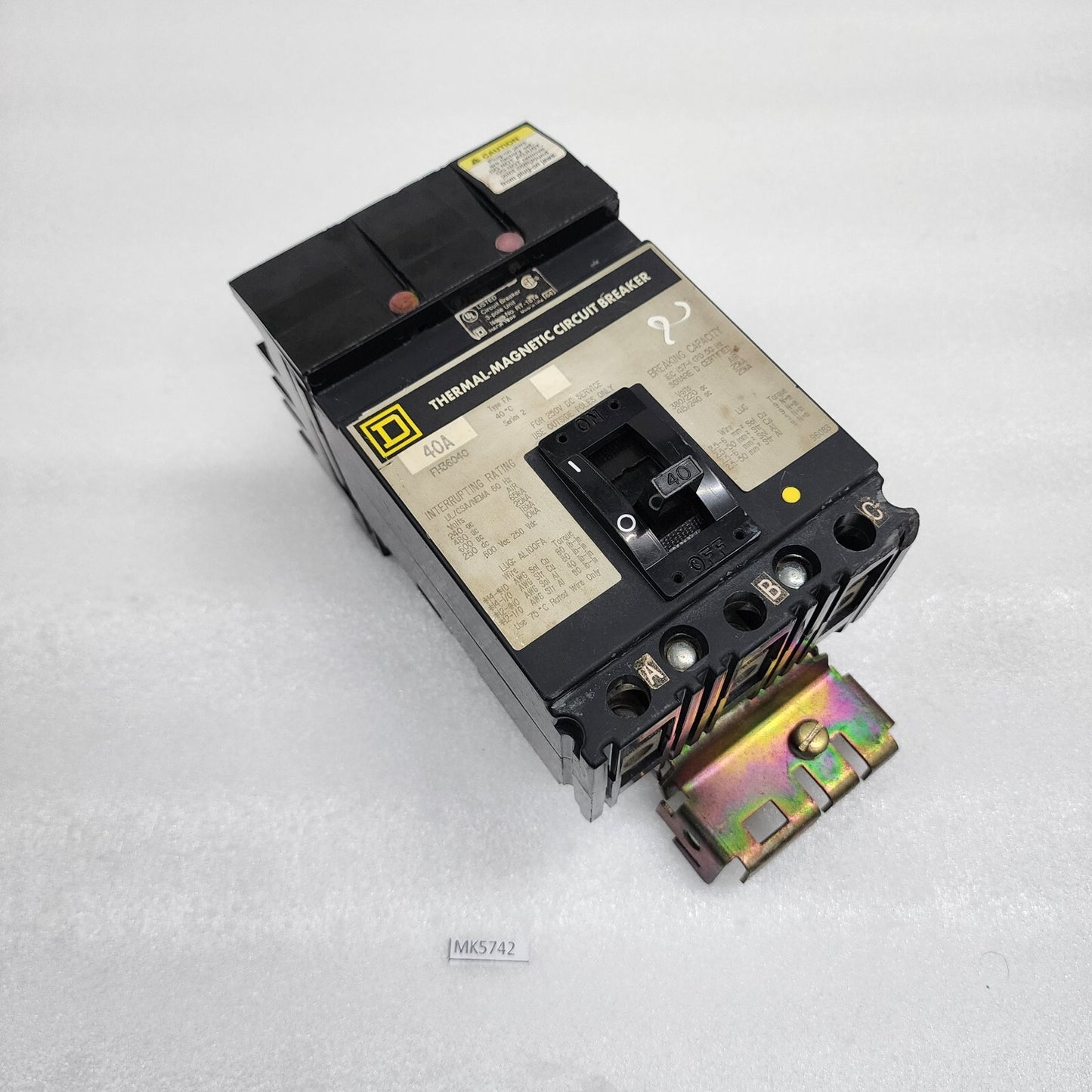 SQUARE D FH36040 40A THERMAL MAGNETIC CIRCUIT BREAKER 600VAC/250VDC
