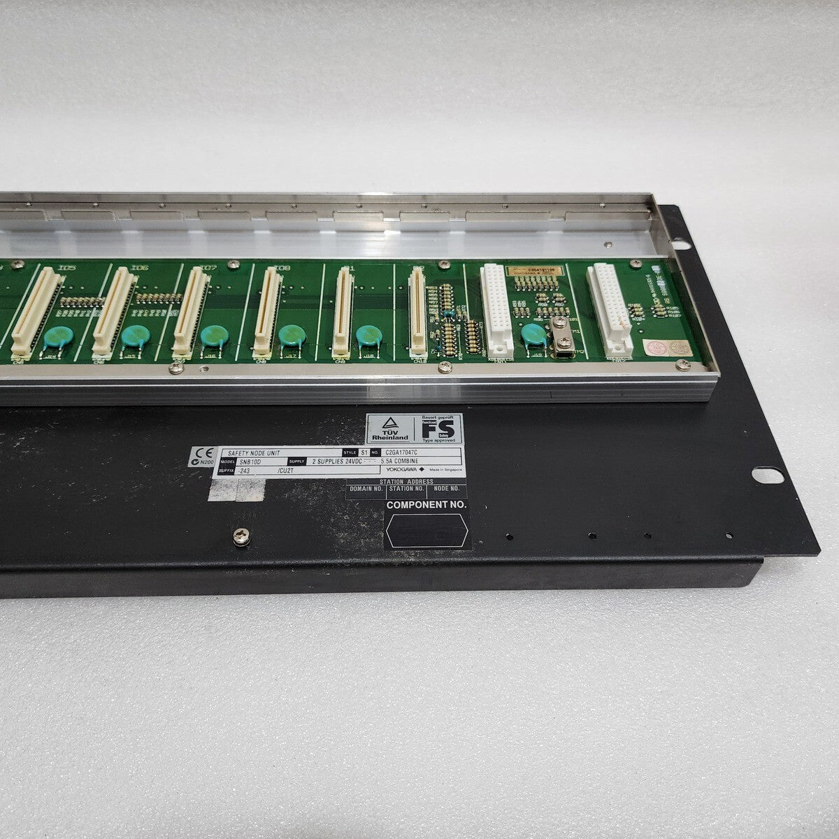 YOKOGAWA SNB10D SAFETY NODE UNIT S1-C2GA17047C 24VDC SNB10D-243-S1