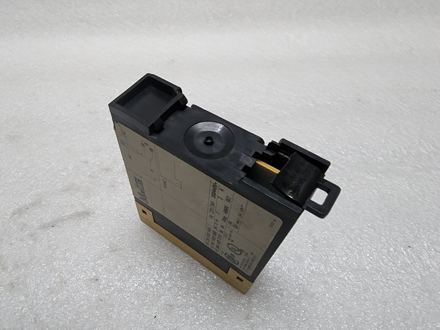 KLOCKNER MOELLER TE 11-30-A TIMING RELAY 24-240VAC/DC