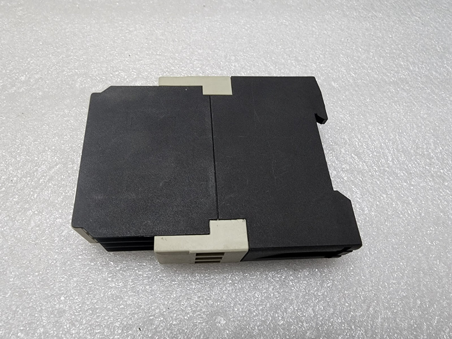 ENTRELEC ERS ON DELAY TIMER 2.430.102.01 110-240VAC/24VAC-DC