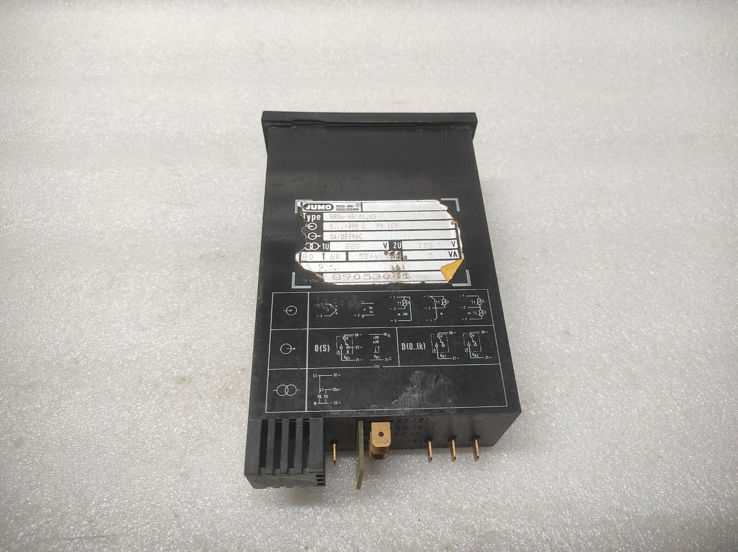 JUMO TRON HROW-48/DI-D3 TEMPERATURE CONTROLLER 220VAC PT100 0-399'C