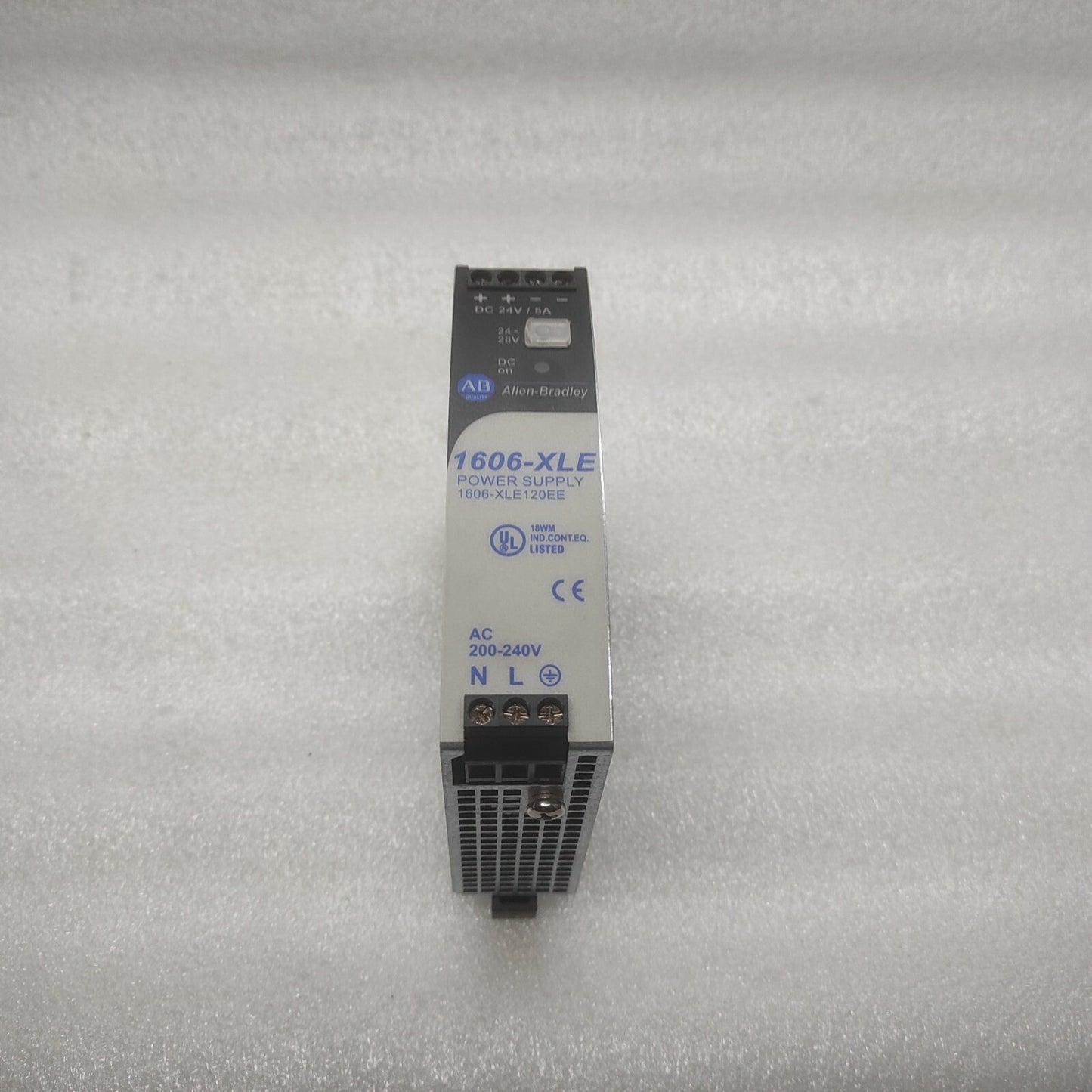 ALLEN BRADLEY CAT 1606-XLE120EE POWER SUPPLY 24VDC 5A