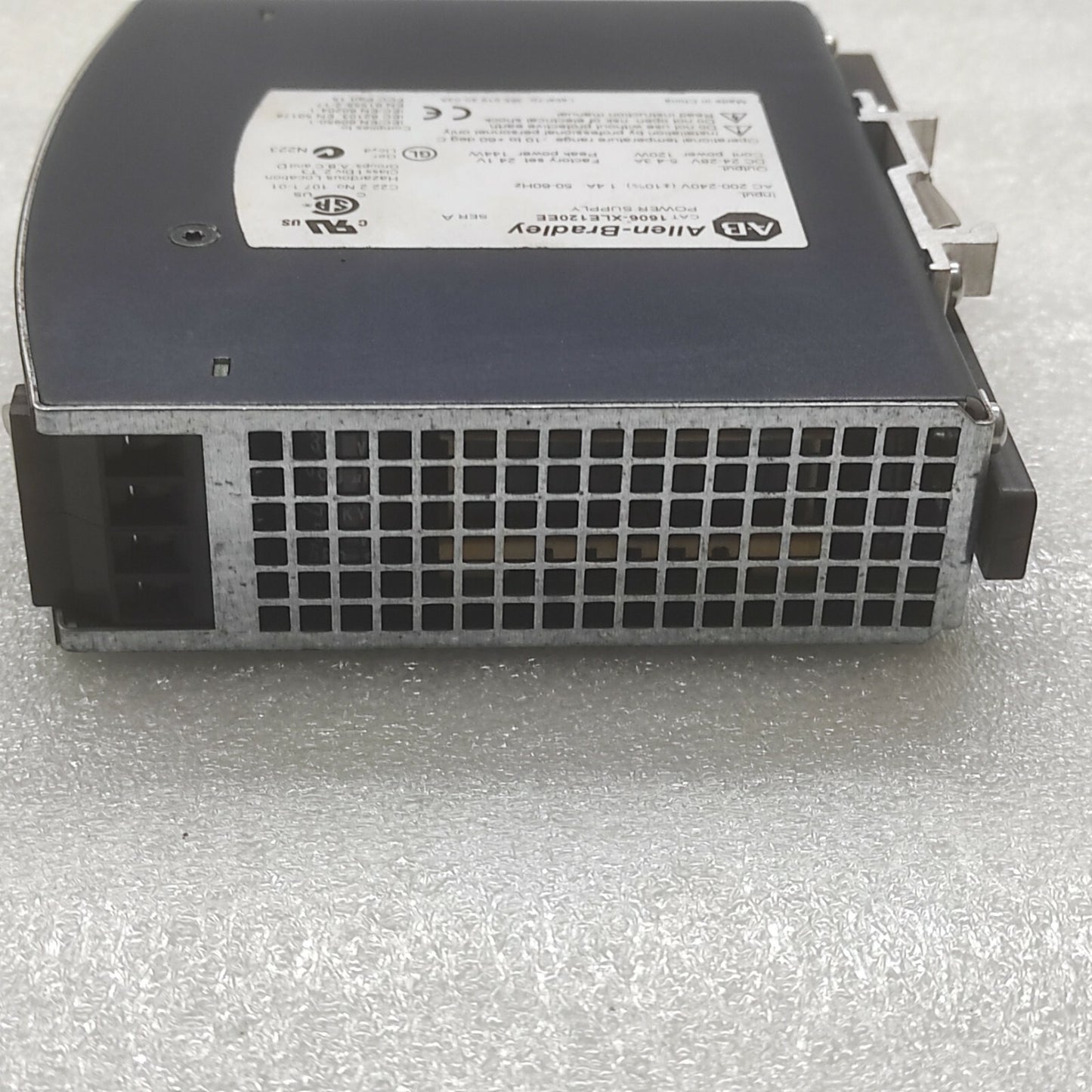 ALLEN BRADLEY CAT 1606-XLE120EE POWER SUPPLY 24VDC 5A